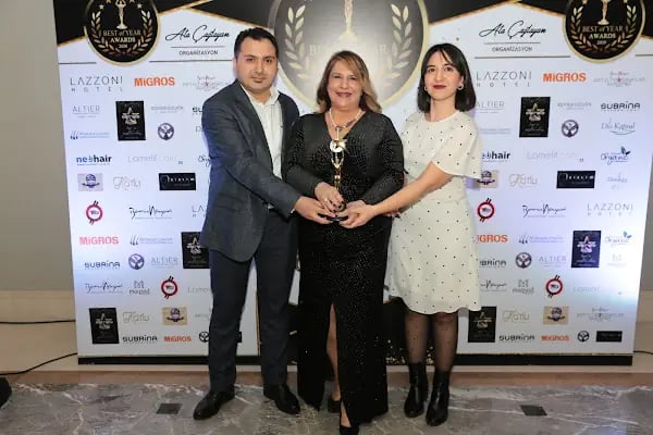Mega Hair Trans Saç Ekim Merkezi İstanbul - Resim 3