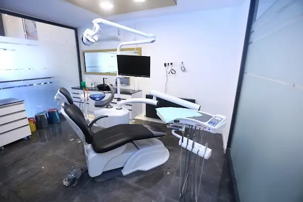 Dentangora 100. Yıl Şubesi Ağız ve Diş Sağlığı Polikliniği - Resim 2
