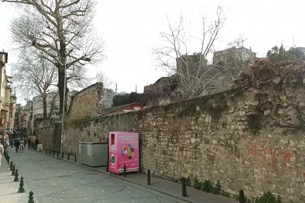 Metroloji Kilisesi - Resim 6