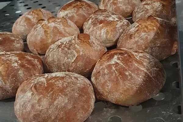 KarbeyazFırın Ekmek Unlu Mamulleri - Resim 2
