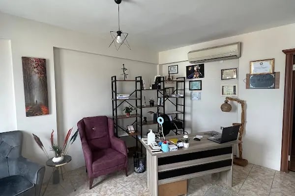 İzmir Psikolog - Aybros Psikoloji Merkezi - Resim 1