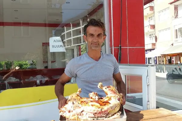 Ömer Usta çiğköfteci - Resim 4