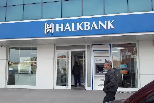 Halkbank Firuzköy Şubesi - Resim 1