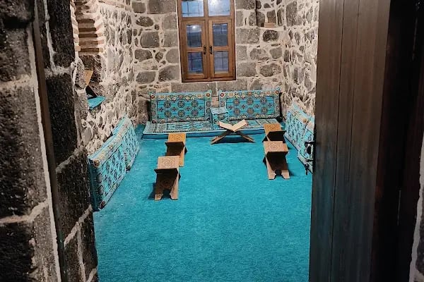 Zinciriye Medresesi - Resim 19