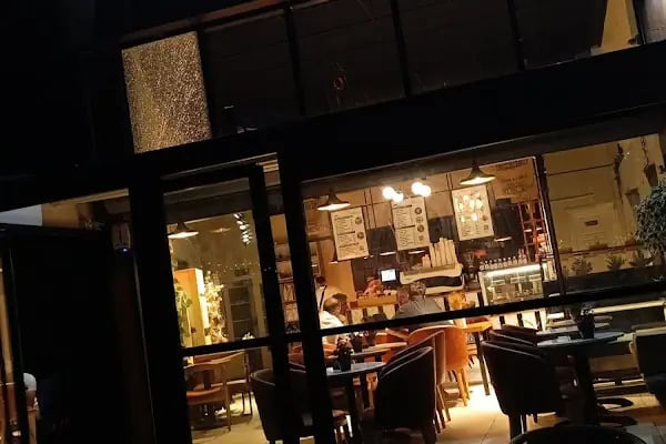 VOQ COFFEE ROASTERS - Resim 6