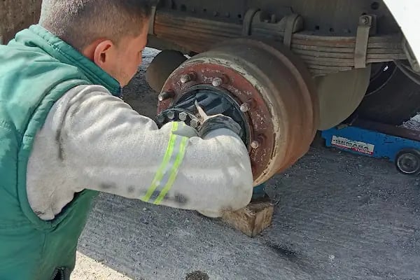 Pozantı Oto Lastik - Osman Usta - 7/24 Yol Yardım - Resim 6