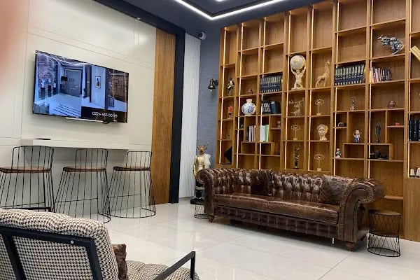 Eon Dental Ağız ve Diş Sağlığı Polikliniği - Bursa İmplant Tedavisi, Lamine , Zirkonyum, Gülüş Tasarımı - Resim 3