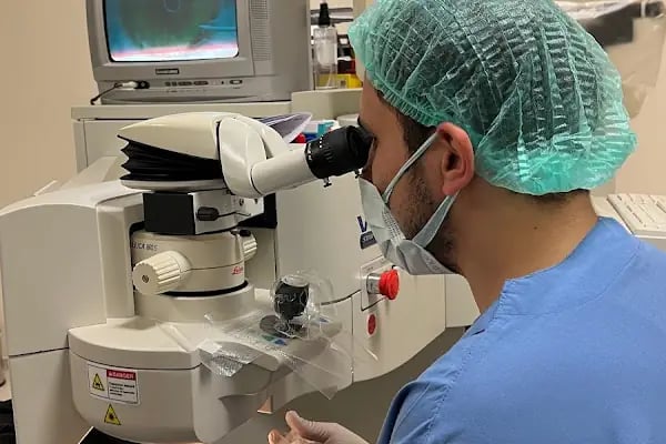 Op. Dr. Ufuk ÜRDEM Göz Hastalıkları ve Cerrahisi Uzmanı. Lazer, Akıllı Lens, Göz Kapağı Estetiği, Şaşılık, Katarakt - Resim 8