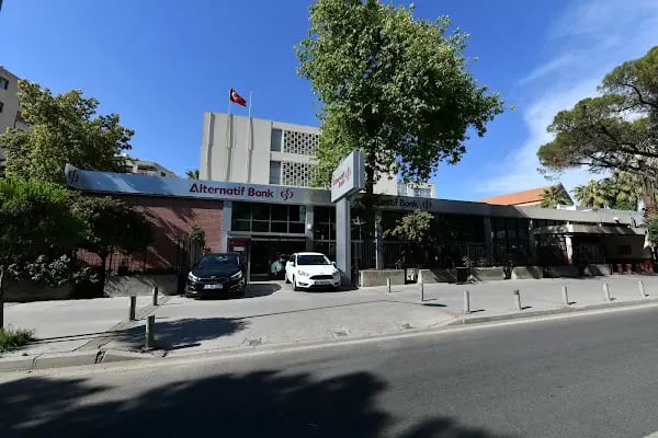 Alternatif Bank İzmir Şubesi - Resim 1