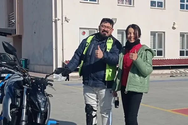 EFE SÜRÜCÜ KURSU - Resim 19