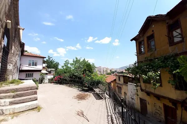 Saraç Sinan Türbesi - Resim 5