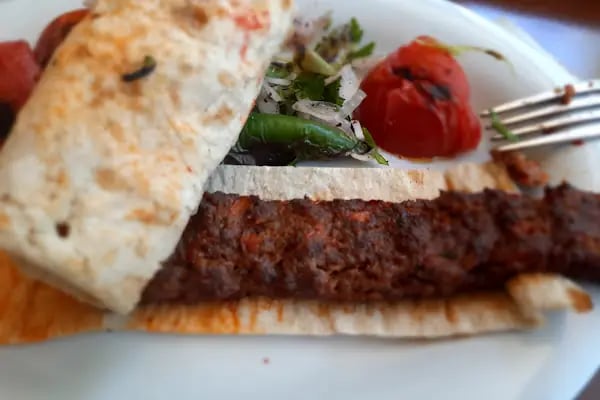 Urfa Ocakbaşı Ciğer Ve Kebap Salonu - Resim 5