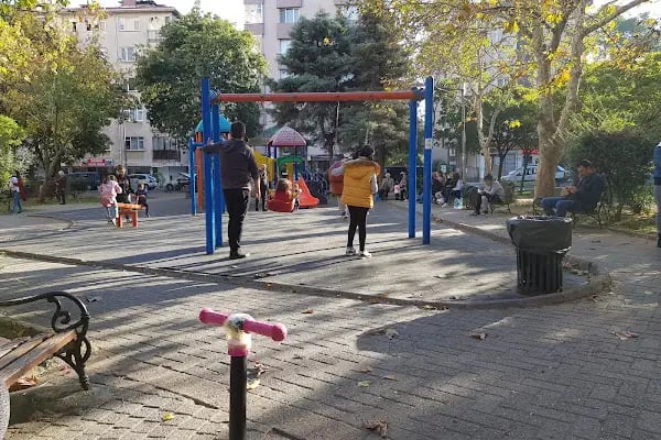 Ataşehir Belediyesi Çeşme Parkı - Resim 9