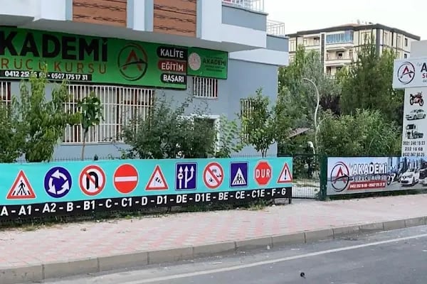 Özel Akademi Sürücü Kursu - Resim 4