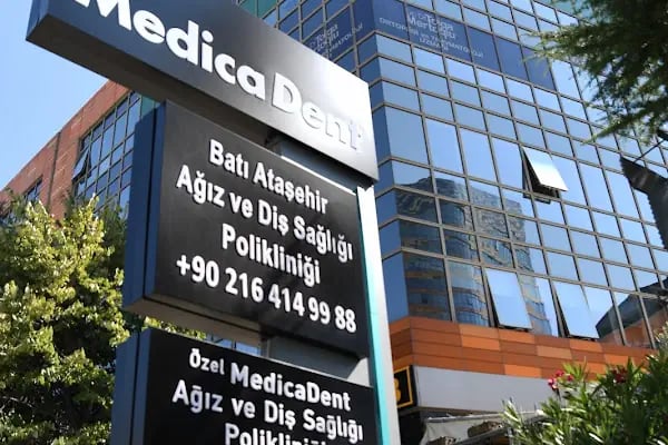 MedicaDent Ağız ve Diş Sağlığı Polikliniği - Resim 12