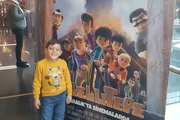 Avşar Sinema Bursa Kent Meydanı Avm - Resim 19