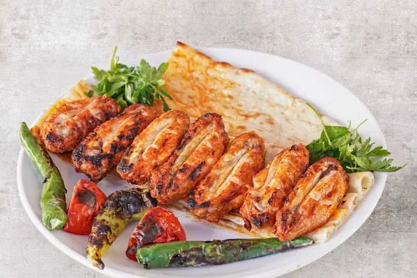 Bitez Restaurant Ümit Usta - Resim 15