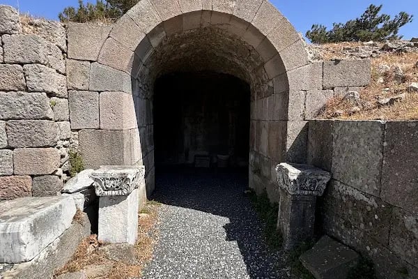 Zeus Asklepios Tapınağı - Resim 6