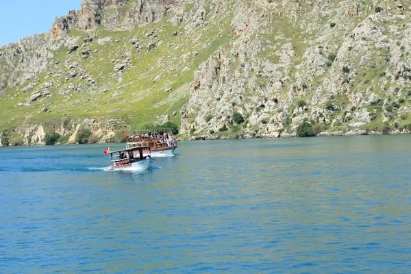 Büyükşehir Belediyesi Halfeti Incisu Sosyal Tesisleri - Resim 4