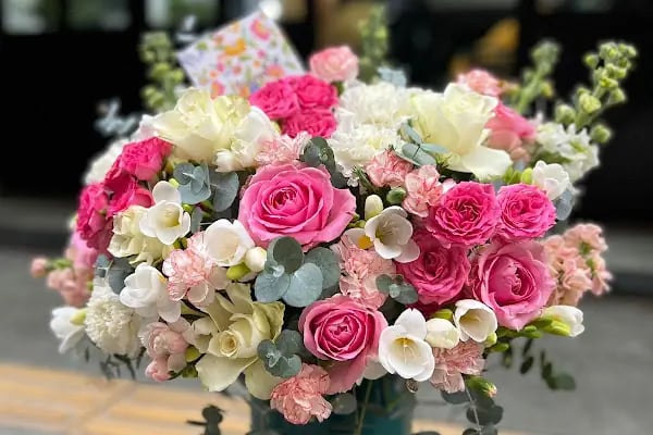 Laura Flowers Chocolate - Resim 5