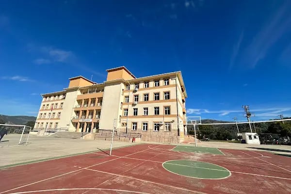 Beydağ Cumhuriyet Çok Programlı Anadolu Lisesi - Resim 2