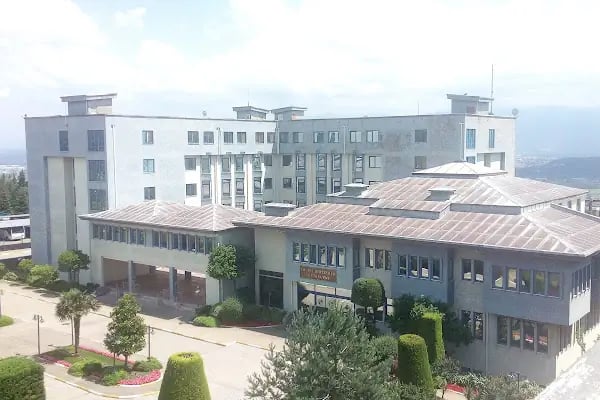 Sakarya Üniversitesi Rektörlük Binası - Resim 10