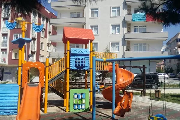 Sabri Avcılar Parkı - Resim 6