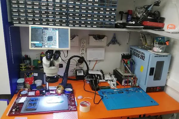 Demirhan İletişim (Keçiören) Cep Telefonu Tamir Bilgisayar Teknik Servis - Resim 2