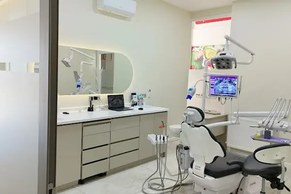 Dent Alkan (Bağlıca İmplant, Bağlıca Kanal Tedavisi, Bağlıca Zirkonyum Diş, Bağlıca Diş Kliğini, Bağlıca Diş Hekimi) - Resim 10
