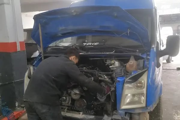 İnegöl Öztürk Oto Ford Özel Servis - Resim 2