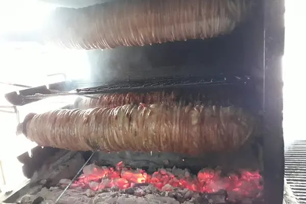 Meşhur Kokoreçci Oktay Usta - Resim 1