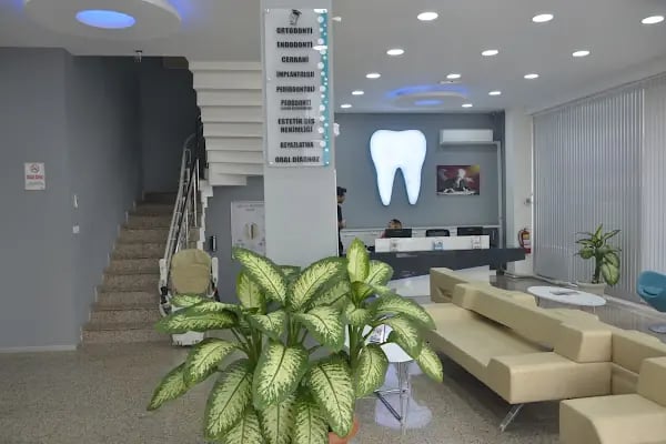 Özel Yeşilyurt Ağız ve Diş Sağlığı Polikliniği - Balçova - Resim 17