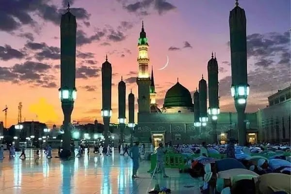 İbni Sina Cami - Resim 12