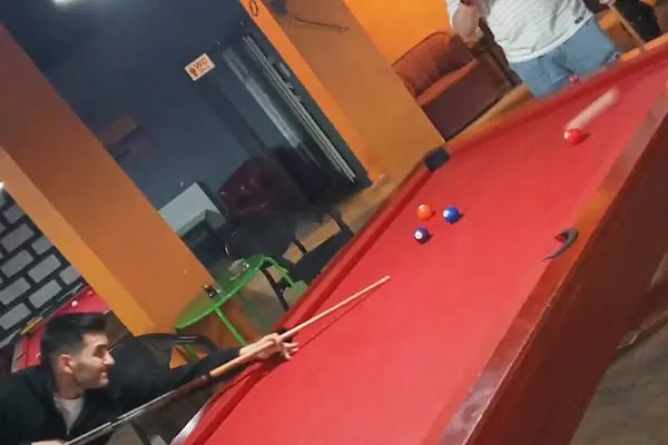 KÖŞEM CAFE BİLARDO PLAY STATİON OYUN SALONU - Resim 10