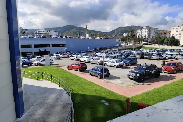 Gölcük Necati Çelik Devlet Hastanesi - Resim 18