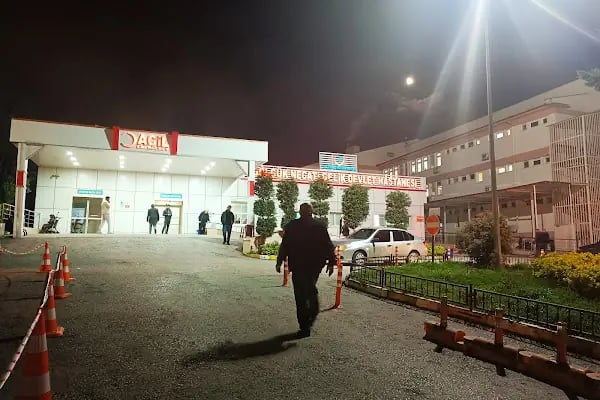Gölcük Necati Çelik Devlet Hastanesi - Resim 6