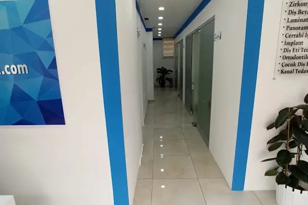 Diş Hekimi OZAN KAÇMAZ - Resim 3