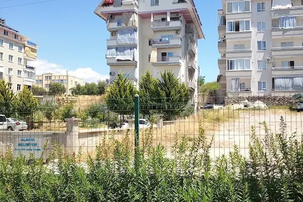 Gazi Çocuk Parkı - Resim 13