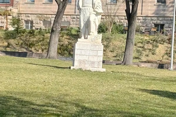 Ankara Üniversitesi Dil ve Tarih-Coğrafya Fakültesi Bilgi ve Belge Yönetimi Bölümü - Resim 6