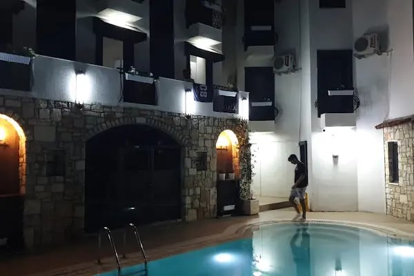 Maji Hotel - Resim 2