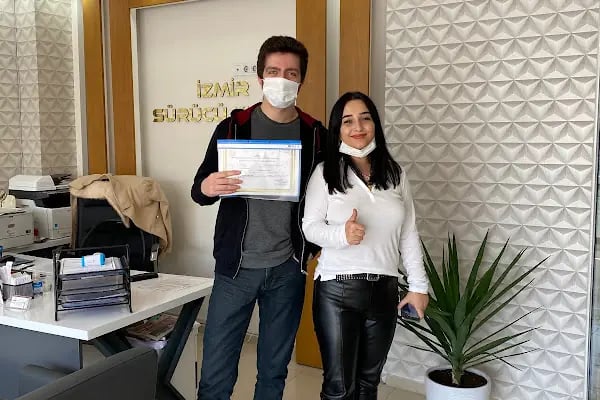 İzmir Sürücü Kursu Karşıyaka Şubesi - Resim 3