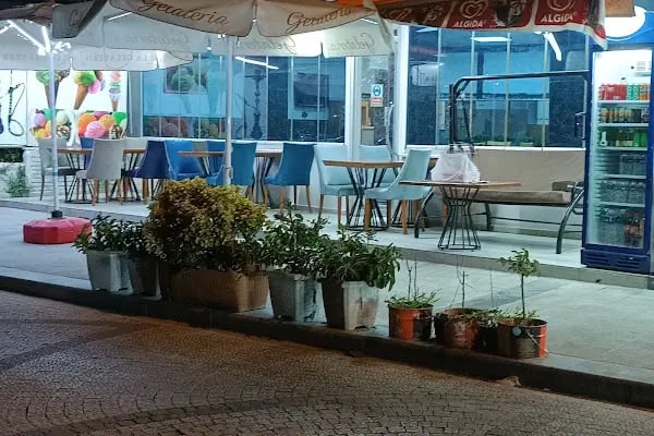 Avlu cafe - Resim 4