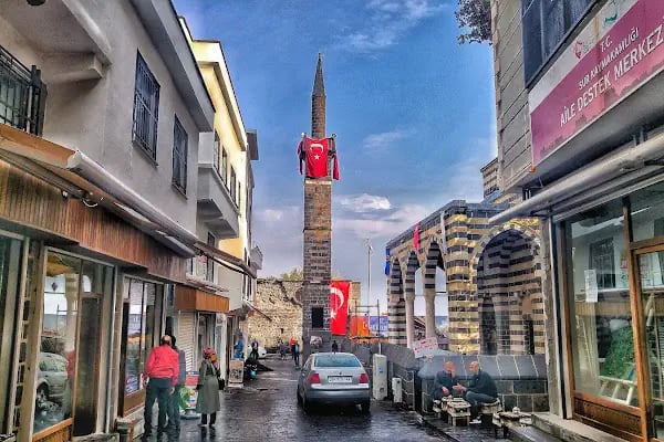 Dört Ayaklı Minare - Resim 18