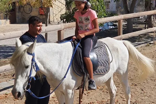 Yahşi Batı At Çiftliği ve Kahvaltı Yeri - Resim 6