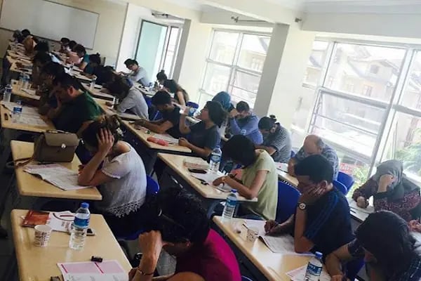 Akın Dil Eğitim Merkezi - Konya (Zafer) - Resim 10