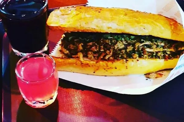 tuğba usta kokoreç KSK - Resim 1