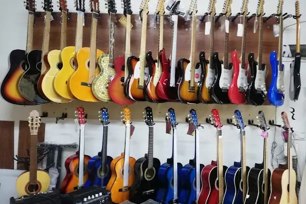 Gitarcı Müzik Mağazası ve Müzik Okulu - Resim 12