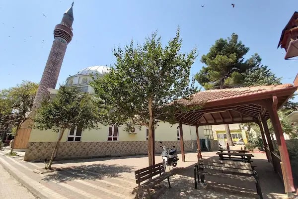 Kurşunlu Merkez Cami - Resim 17