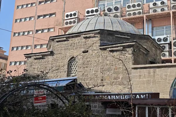 HALLACI MAHMUT TURBESI - Resim 1