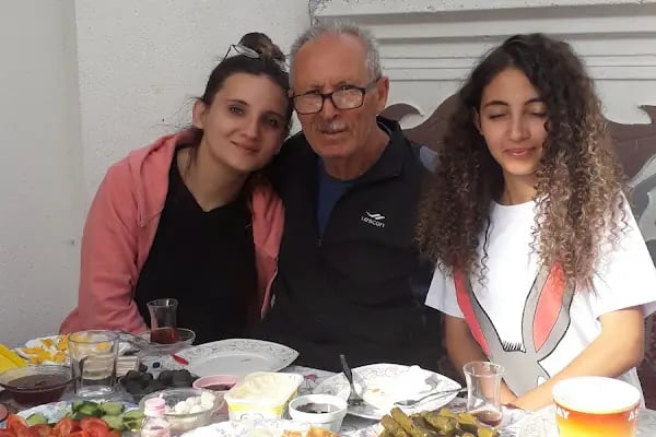 Hastane Kıraathanesi - Resim 1